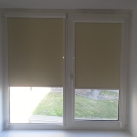 Купить готовые рулонные шторы в СПб - кассетные рулонные шторы на окна