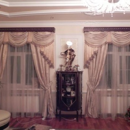 Пошив штор с ламбрекеном для гостиной, спальни или кабинета - купить ламбрекены в СПб